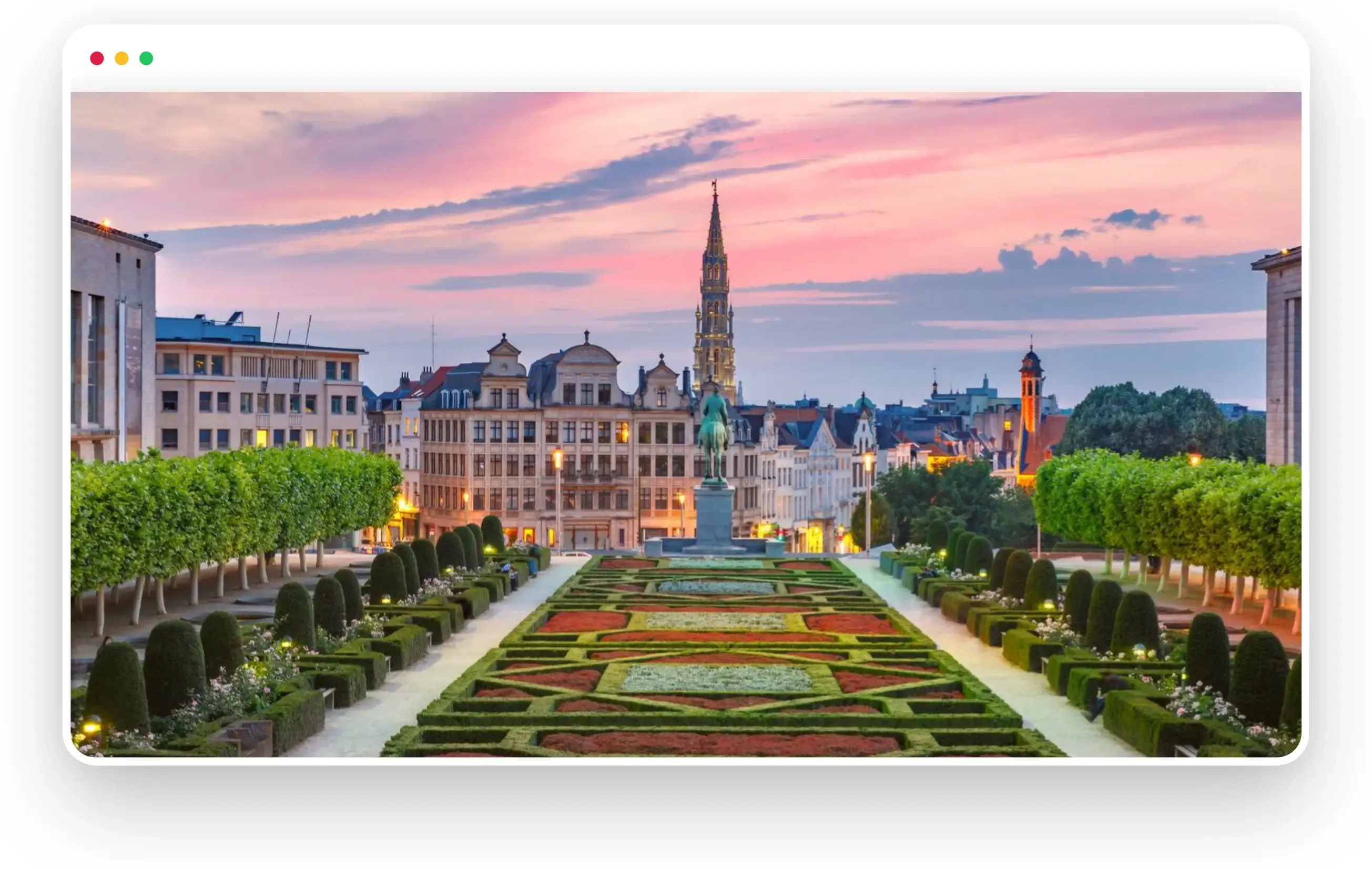 Ville de Bruxelle au coucher de soleil