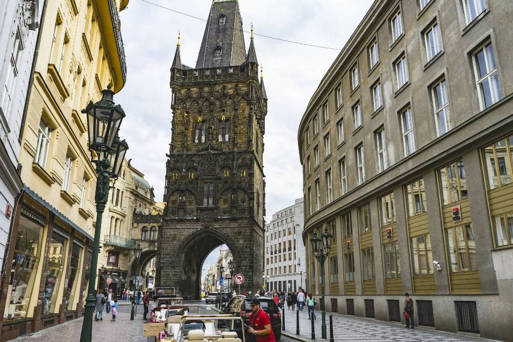 Tour Poudrière de Prague